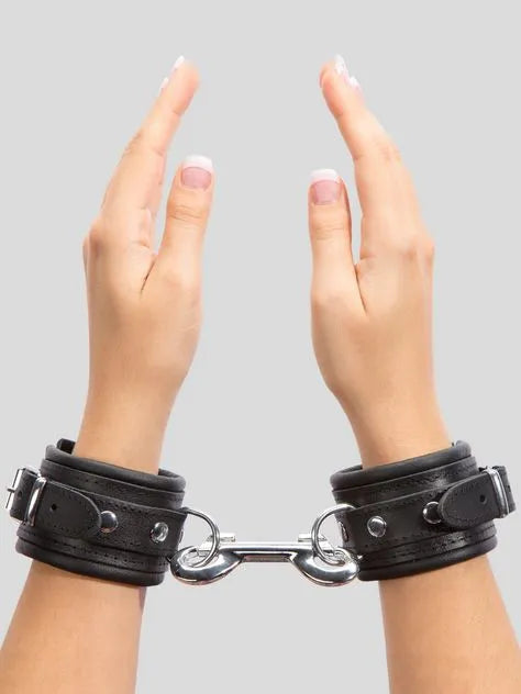 DOMINIX Deluxe Leather Wrist Cuffs