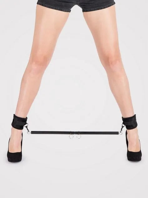 Bondage Boutique Expandable Spreader Bar